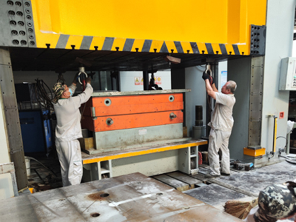 車(chē)間現(xiàn)場(chǎng)